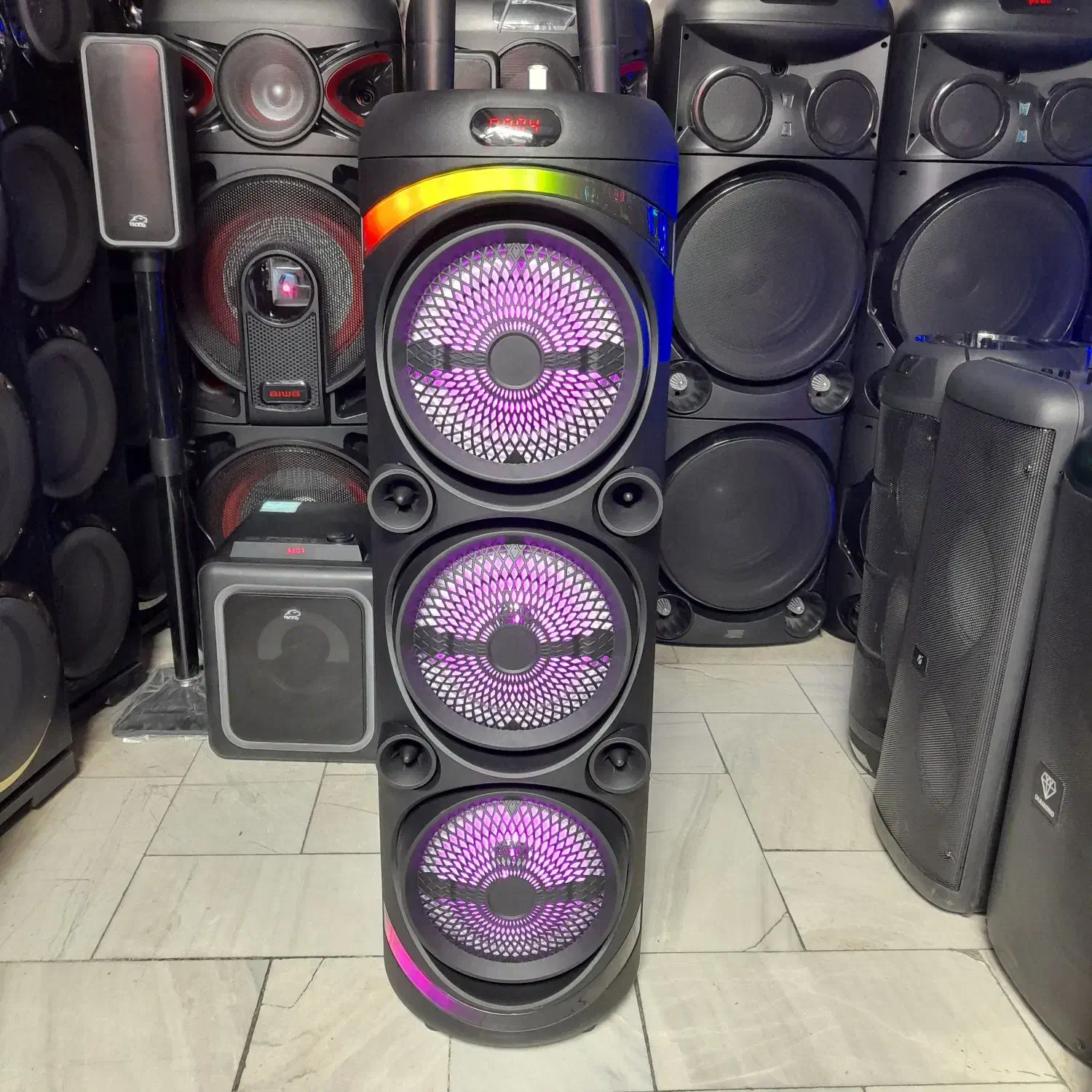 اسپیکر باندسینما خانواده 1متری ۲میکروفن بیسیم(جدید|سیستم صوتی خانگی|مشهد, سراب|دیوار