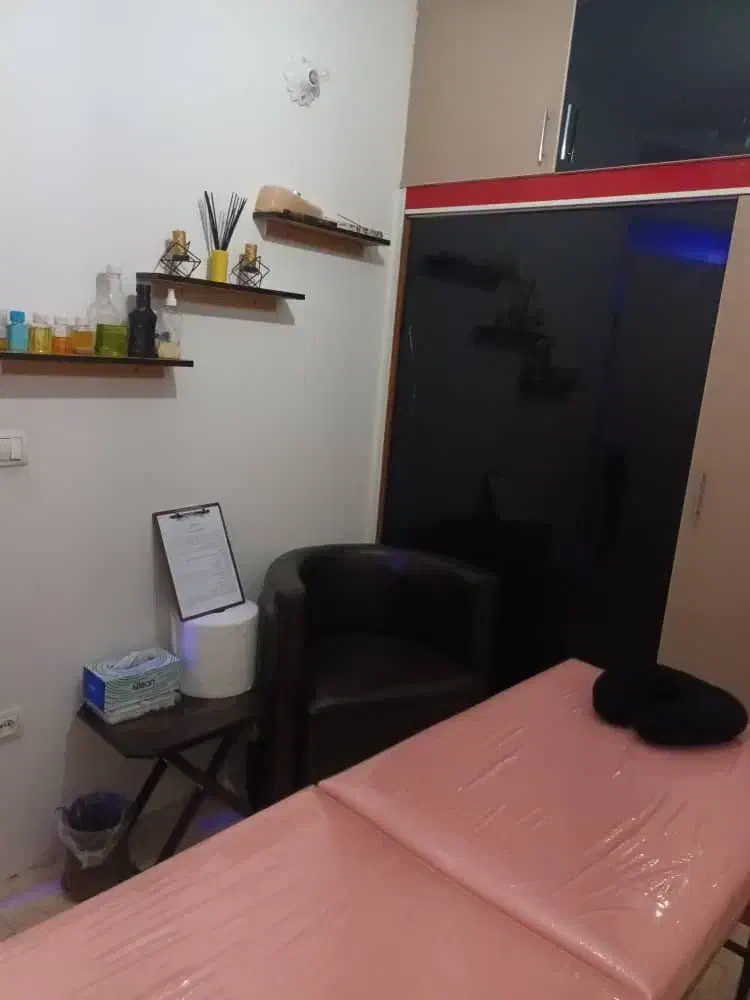 روغن و خدمات ماساژ|آرایشی، بهداشتی، درمانی|چهارباغ, |دیوار