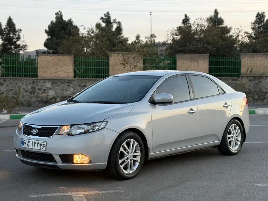 سراتو آپشنال مدل ۱۳۹۶|خودرو سواری و وانت|مشهد, آزادشهر|دیوار