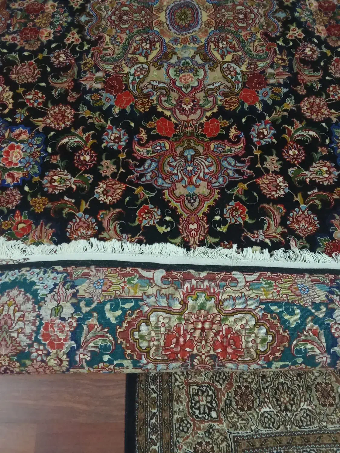 یکجفت فرش دستبافت سالاری ریز ابریشمی|فرش|تبریز, |دیوار