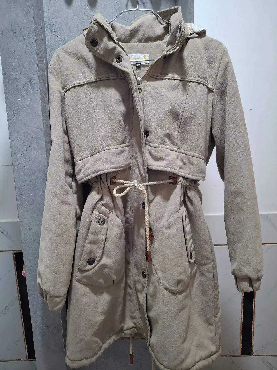 پالتو خزدار|لباس|مرودشت, پشت سایپا|دیوار