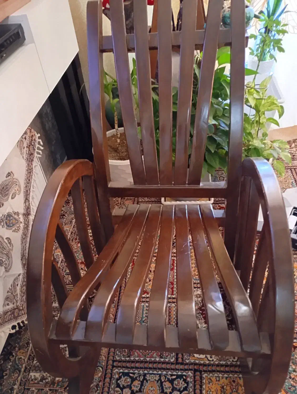 صندلی مادربزرگ|مبلمان خانگی و میز عسلی|شاهینشهر, مخابرات (شهید بهشتی)|دیوار