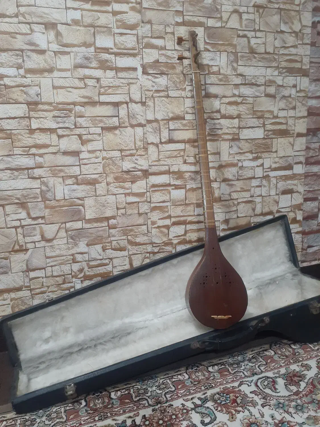 سه تار|سازهای سنتی|دزفول, |دیوار