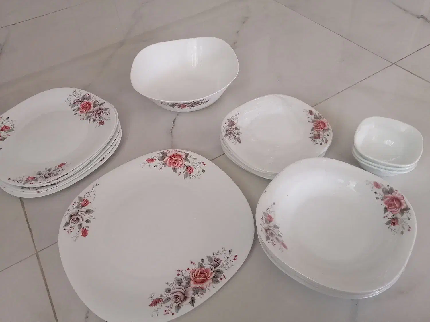 آرکوپال گلوریا|ظروف سرو و پذیرایی|ساوه, |دیوار