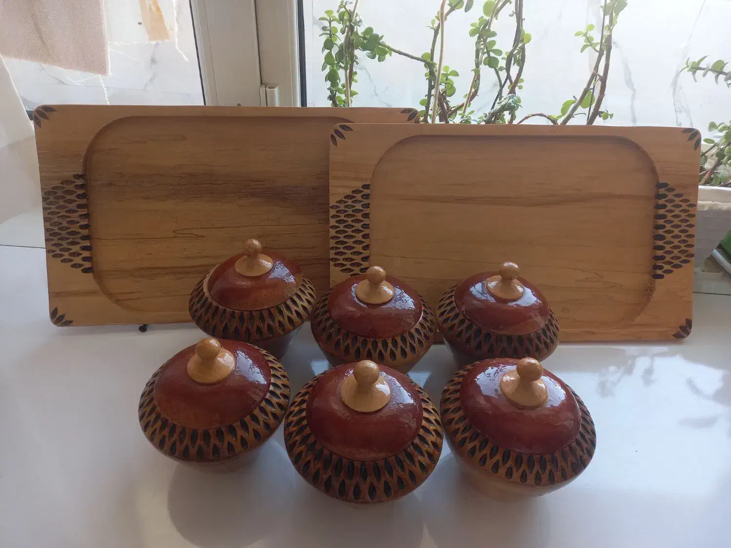 سینی و قندان چوب گردو|ظروف سرو و پذیرایی|بانه, |دیوار