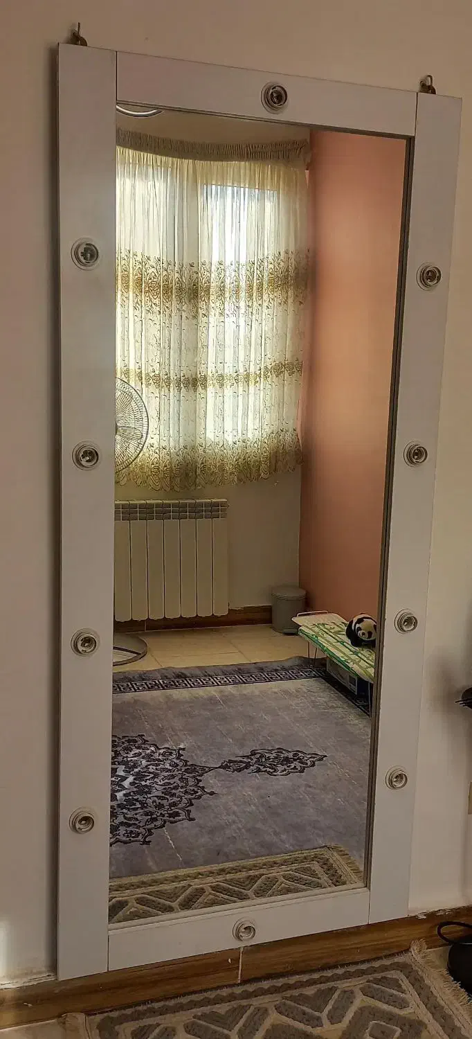 آیینه قدی|آینه|رشت, کوی مهر|دیوار