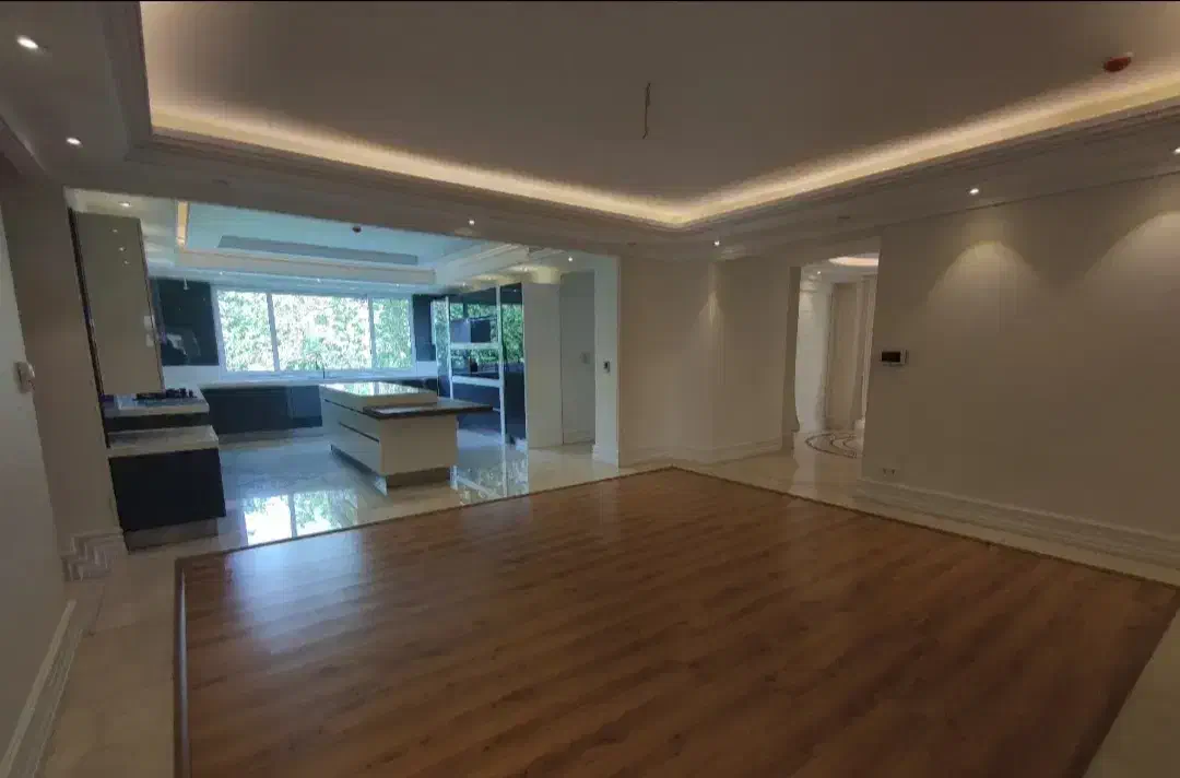 نیاوران گلسنگ ۲۶۰متر برج باغ ۳خ/بدون مشرف و مشجر|فروش آپارتمان|تهران, امام زاده قاسم (نیاوران)|دیوار