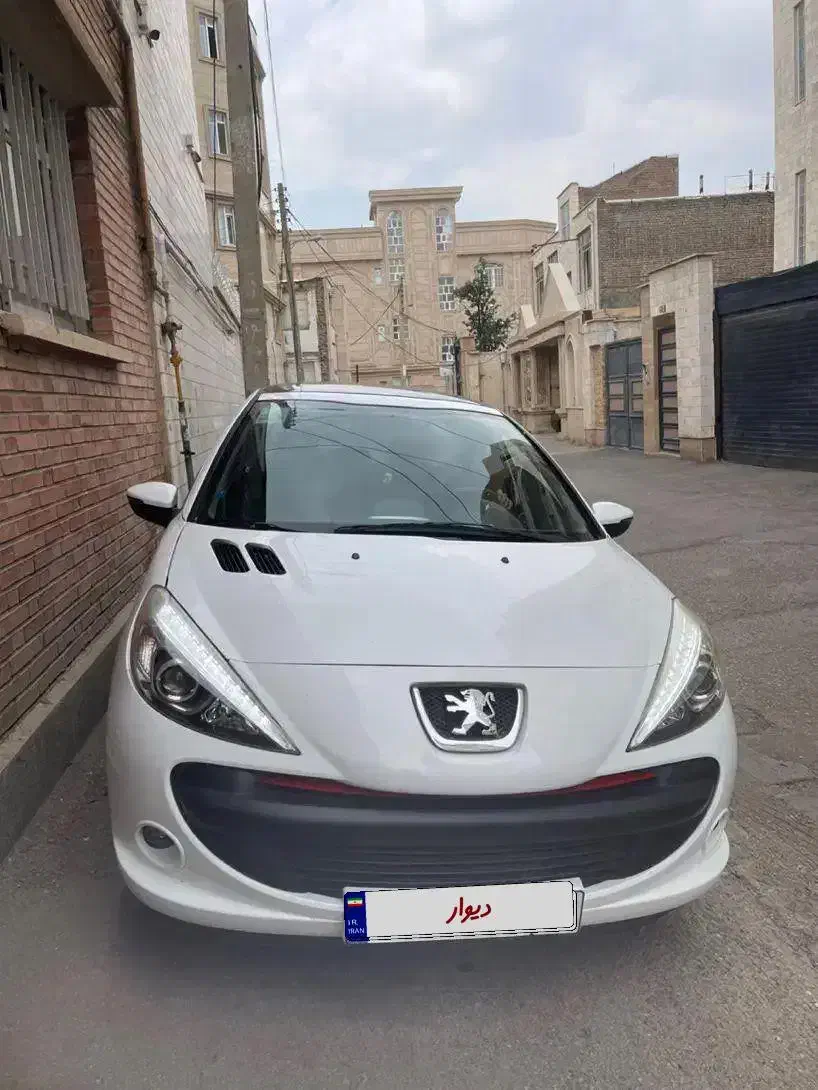 ۲۰۷ پاناروما ۱۴۰۱|خودرو سواری و وانت|اردبیل, |دیوار