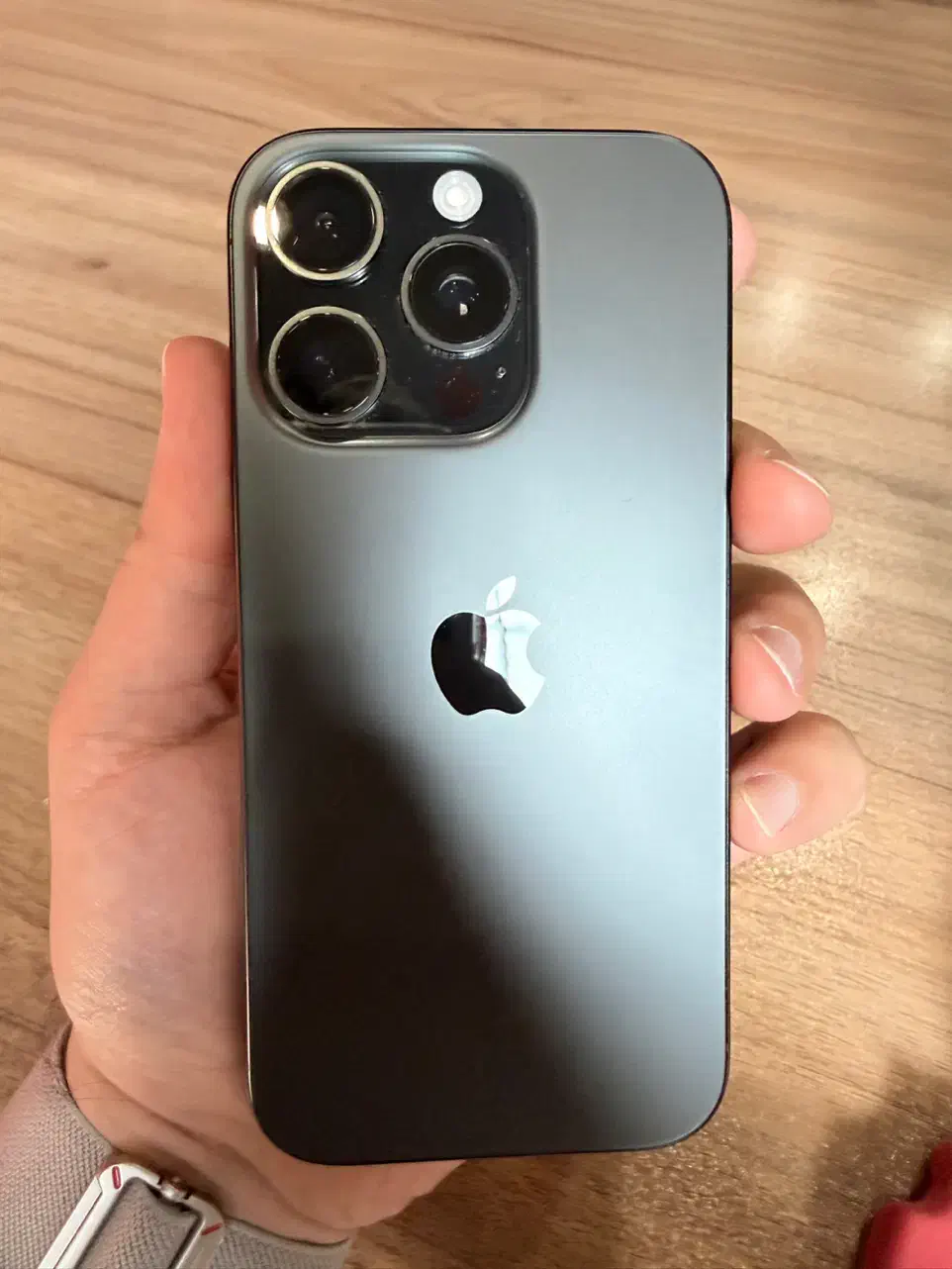 Iphone 16 pro 256 zz رجیستر شده|موبایل|شیراز, ملاصدرا|دیوار