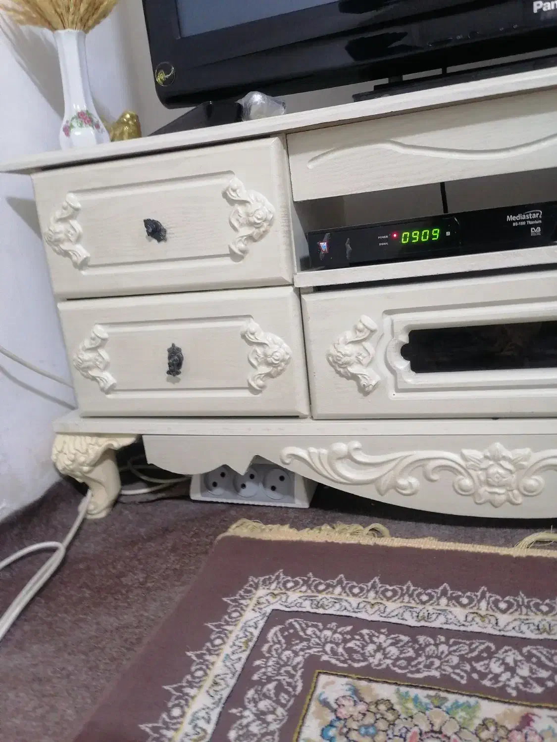 میز تلویزیون 300 هزارتومن|میز تلویزیون|فردیس, شهرک شهید حسینی|دیوار