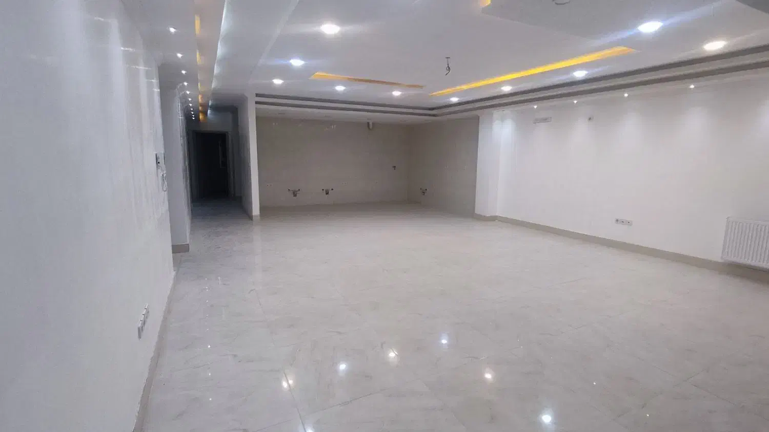 تک واحدی/ ۴خواب / کلید نخورده|فروش آپارتمان|بوشهر, |دیوار