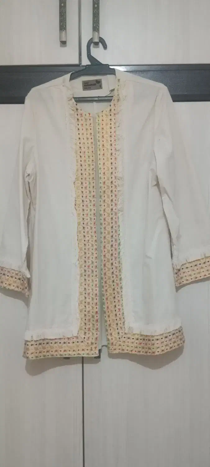 چند دست لباس درحد نو|لباس|مبارکه, |دیوار