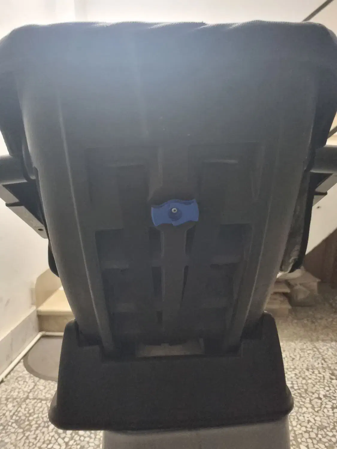 صندلی ماشین کودک|تخت و صندلی بچه|رشت, گلزاران|دیوار