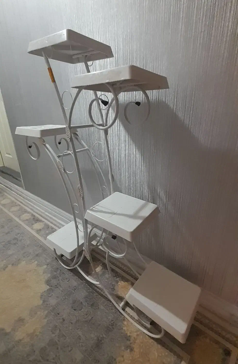 استند گل|گل و گیاه طبیعی|شیراز, پشم شیشه|دیوار