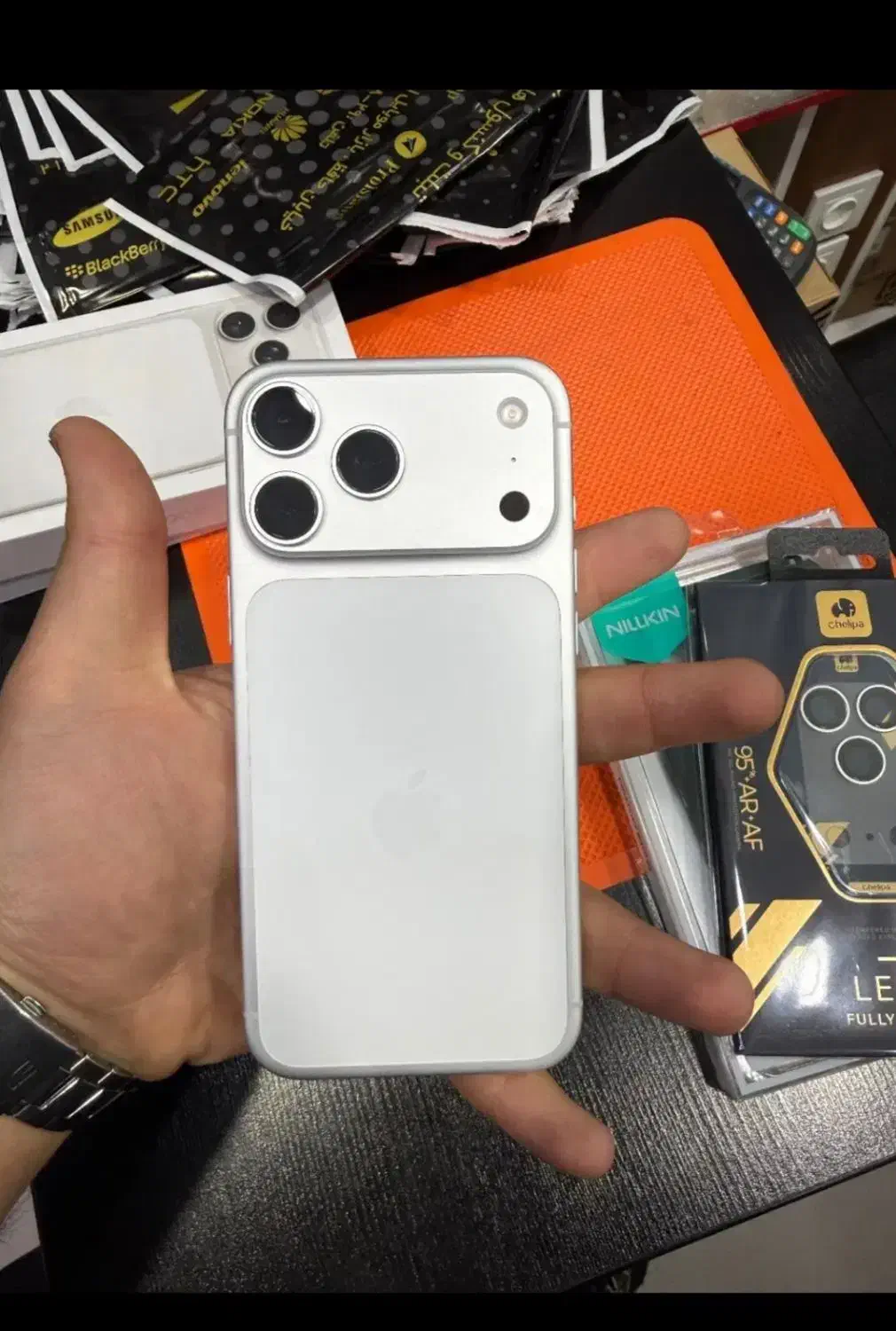 17Promax 17پرومکس|موبایل|تهران, بلوار کشاورز|دیوار