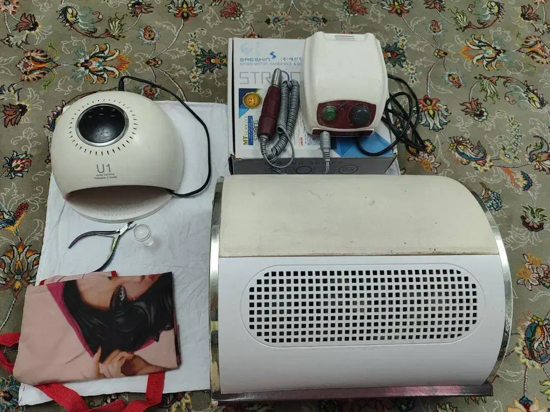 دستگاه یوی|آرایشگاه و سالن‌های زیبایی|اندیشه, اندیشه فاز ۴|دیوار