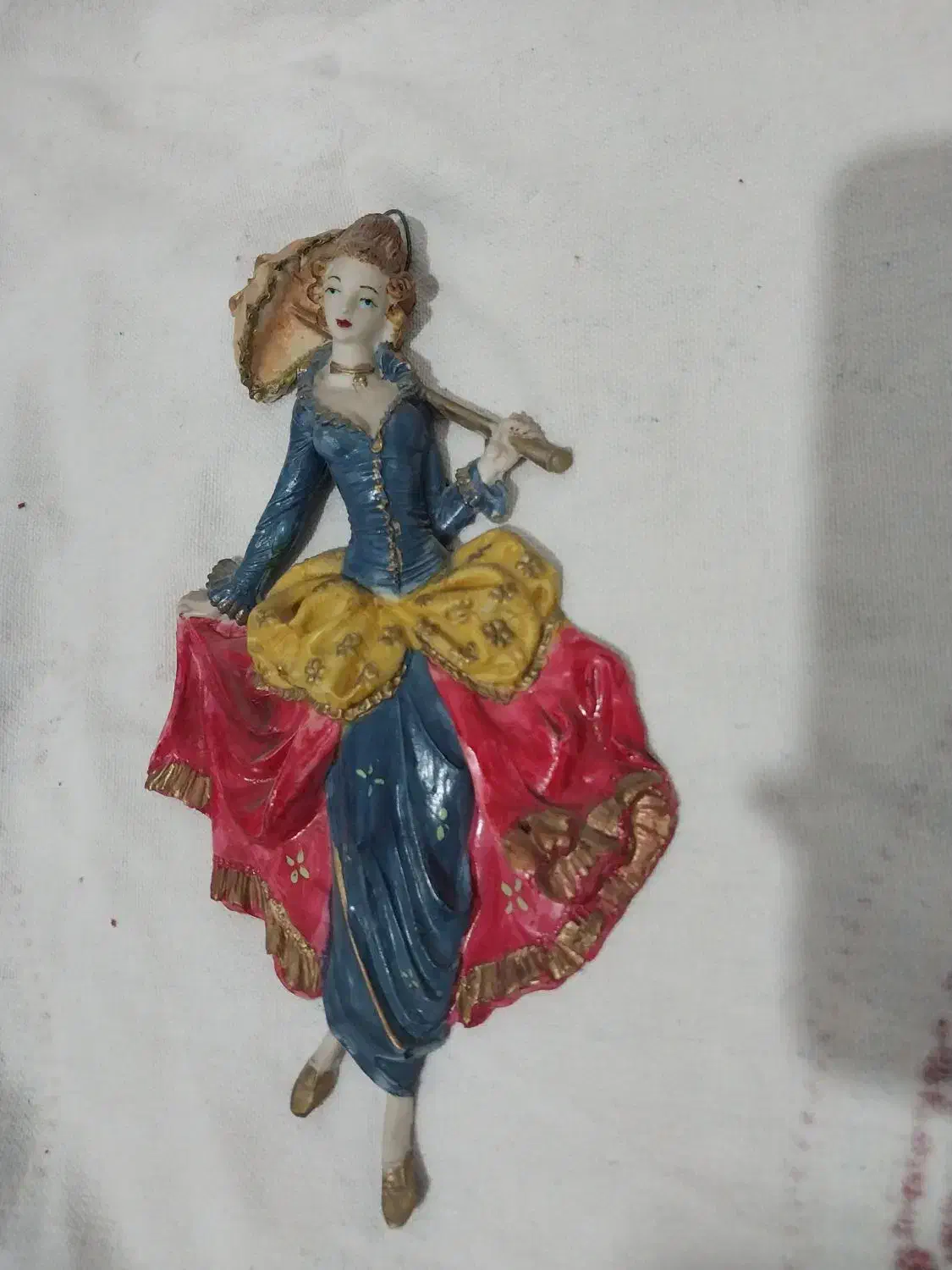 مجسمه مینیاتوری قدیمی|کلکسیون اشیاء عتیقه|کرج, شهرک فهمیده|دیوار