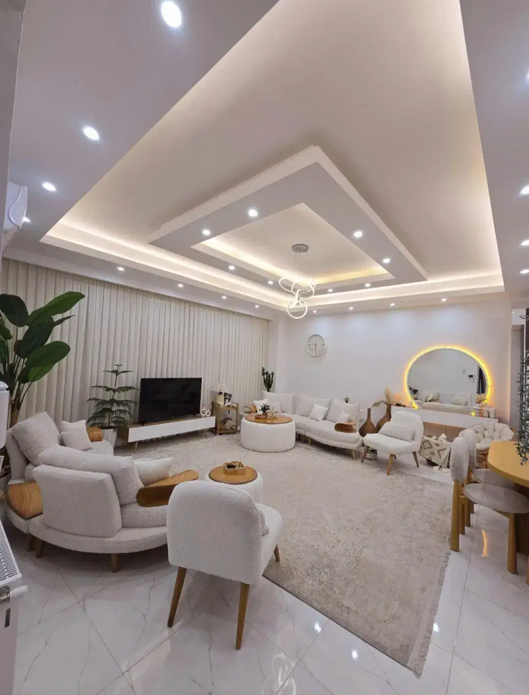 آپارتمان ۱۰۰ متری / سنددار/ خوش نقشه/محدوده بیستون|فروش آپارتمان|رشت, معلم|دیوار