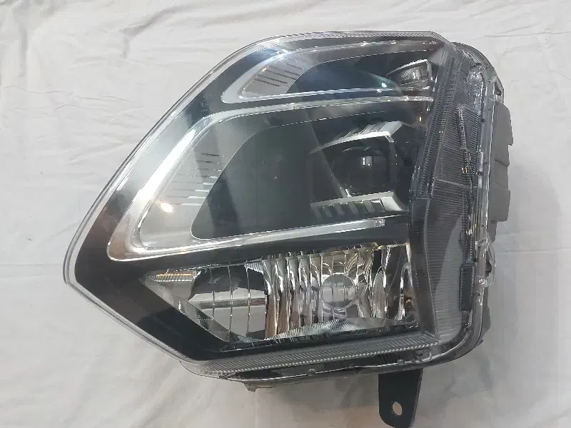 سپر دیلایت و چراغ چپ و راست فونیکس fx|قطعات یدکی و لوازم جانبی|مشهد, کوی پلیس|دیوار