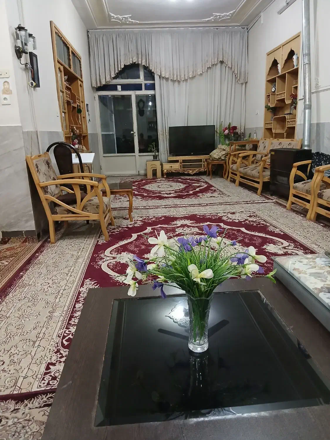 فروش منزل مسکونی همکف سه خوابه|فروش خانه و ویلا|نجف‌آباد, باهنر|دیوار