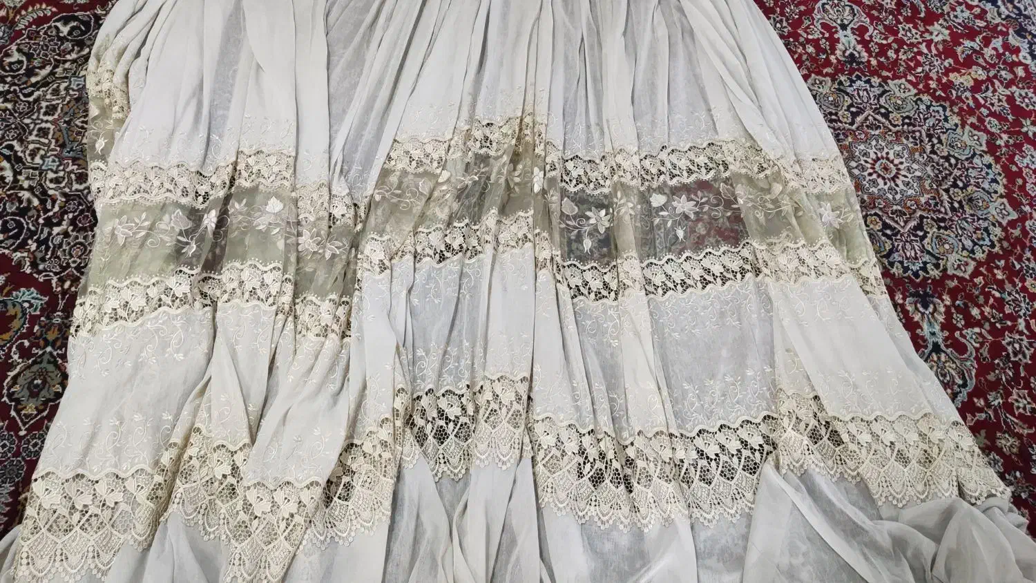 روتختی وپرده مفت|سرویس روتختی|گلبهار, شهر جدید گلبهار|دیوار