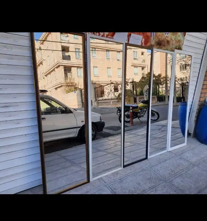 تاج دار اینه قدی پرنیا|آینه|خرم‌آباد, |دیوار