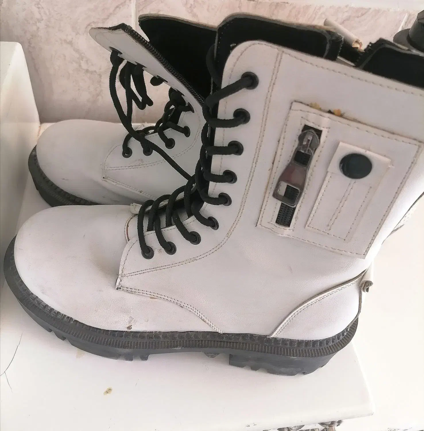 بوت سایز 40 در حد نونو|کیف، کفش، کمربند|بوانات, |دیوار