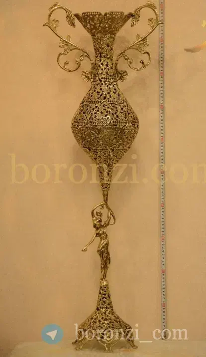 گلدان برنج|کلکسیون اشیاء عتیقه|گناباد, |دیوار