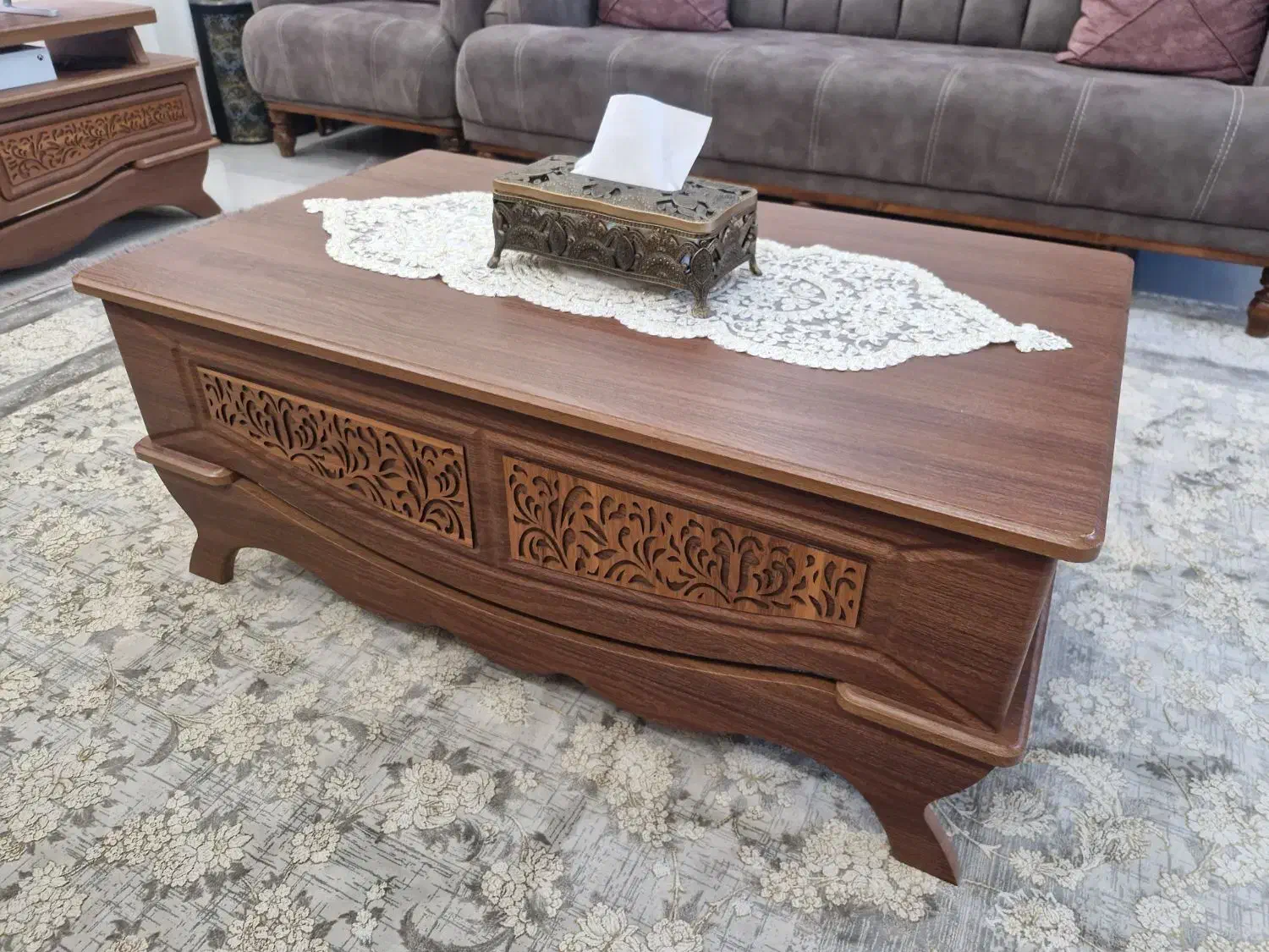 جلو مبلی ب همراه دو عسلی|مبلمان خانگی و میز عسلی|رشت, حسین آباد|دیوار