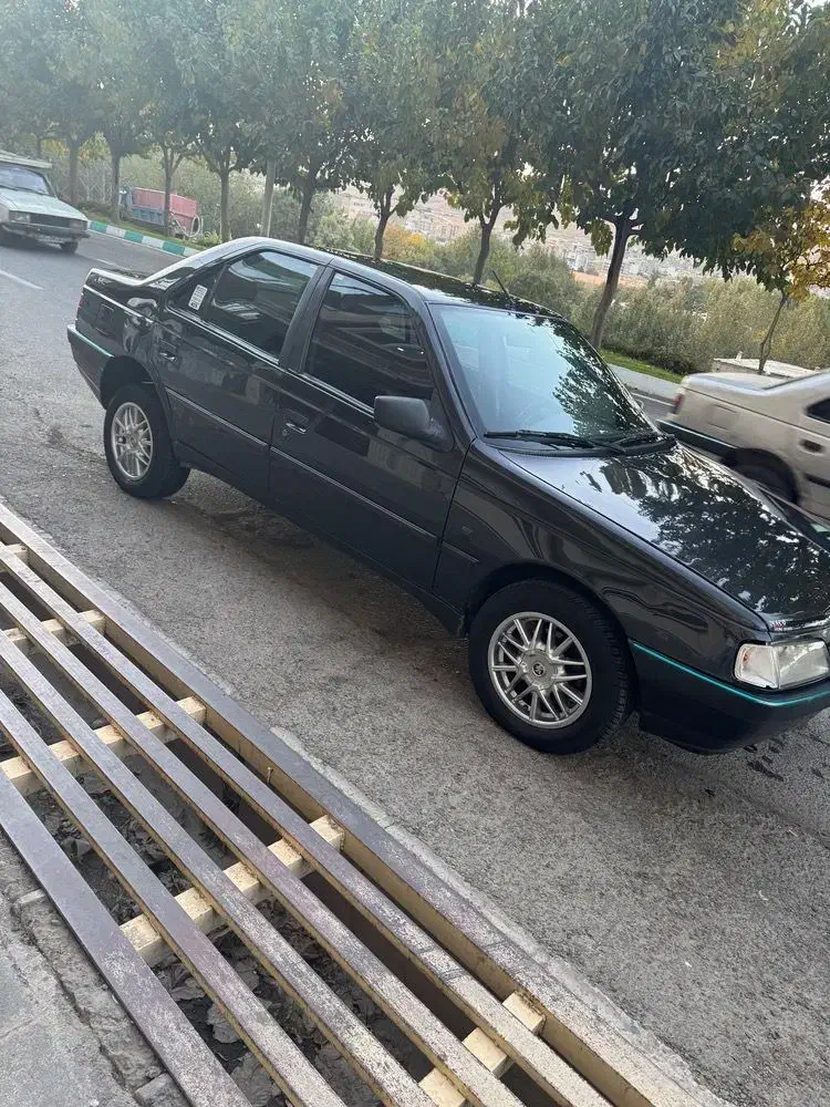 پژو۴۰۵ مشکی مدل۸۹  متورسیخ وسط اروپایی|خودرو سواری و وانت|سقز, |دیوار