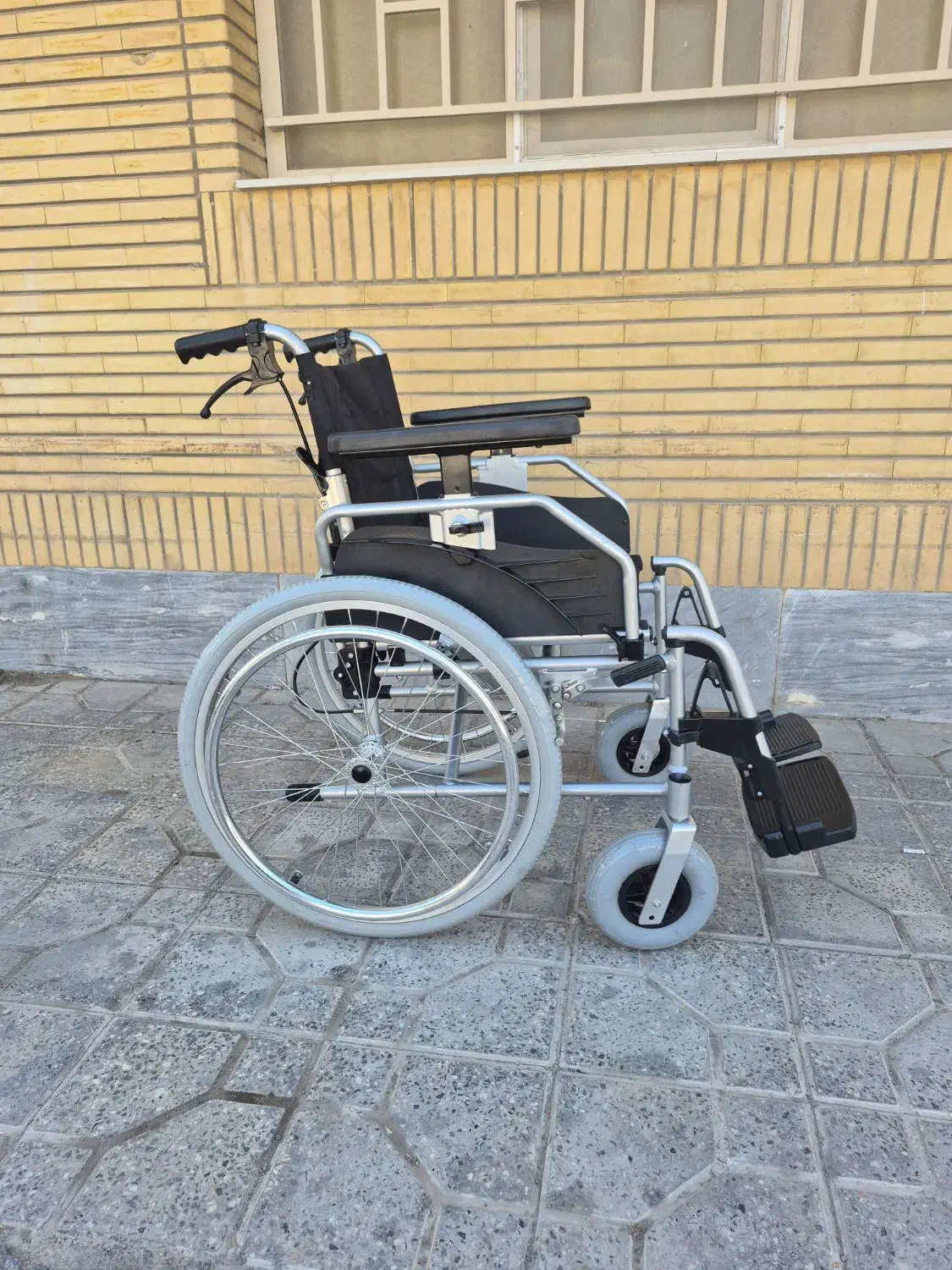 ویلچر تمام الومنیوم|آرایشی، بهداشتی، درمانی|اصفهان, شهرک صنعتی امیرکبیر (شاپور جدید)|دیوار