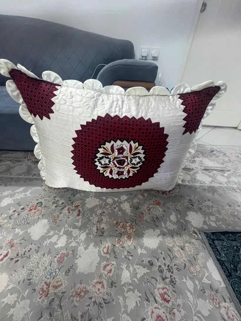 پشتی با کاور هر عدد ششصد هزار تومان|پشتی|بندر کنگان, |دیوار