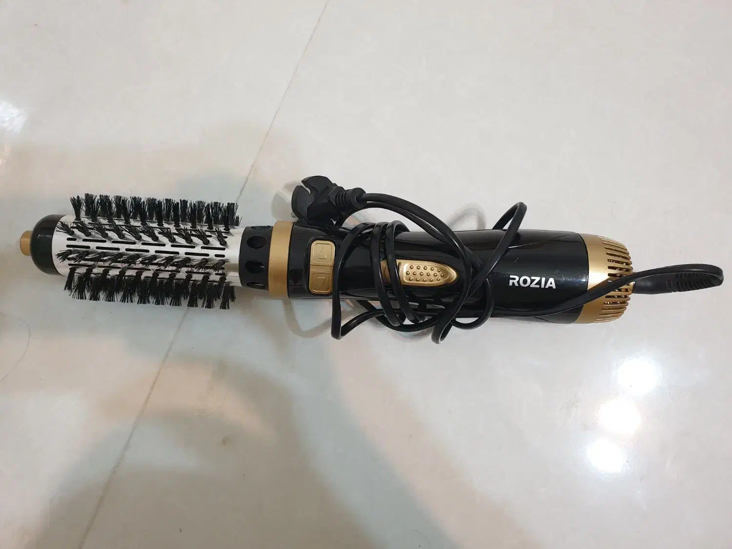 سشوار برسی چرخشی|آرایشی، بهداشتی، درمانی|مشهد, جاهد شهر|دیوار