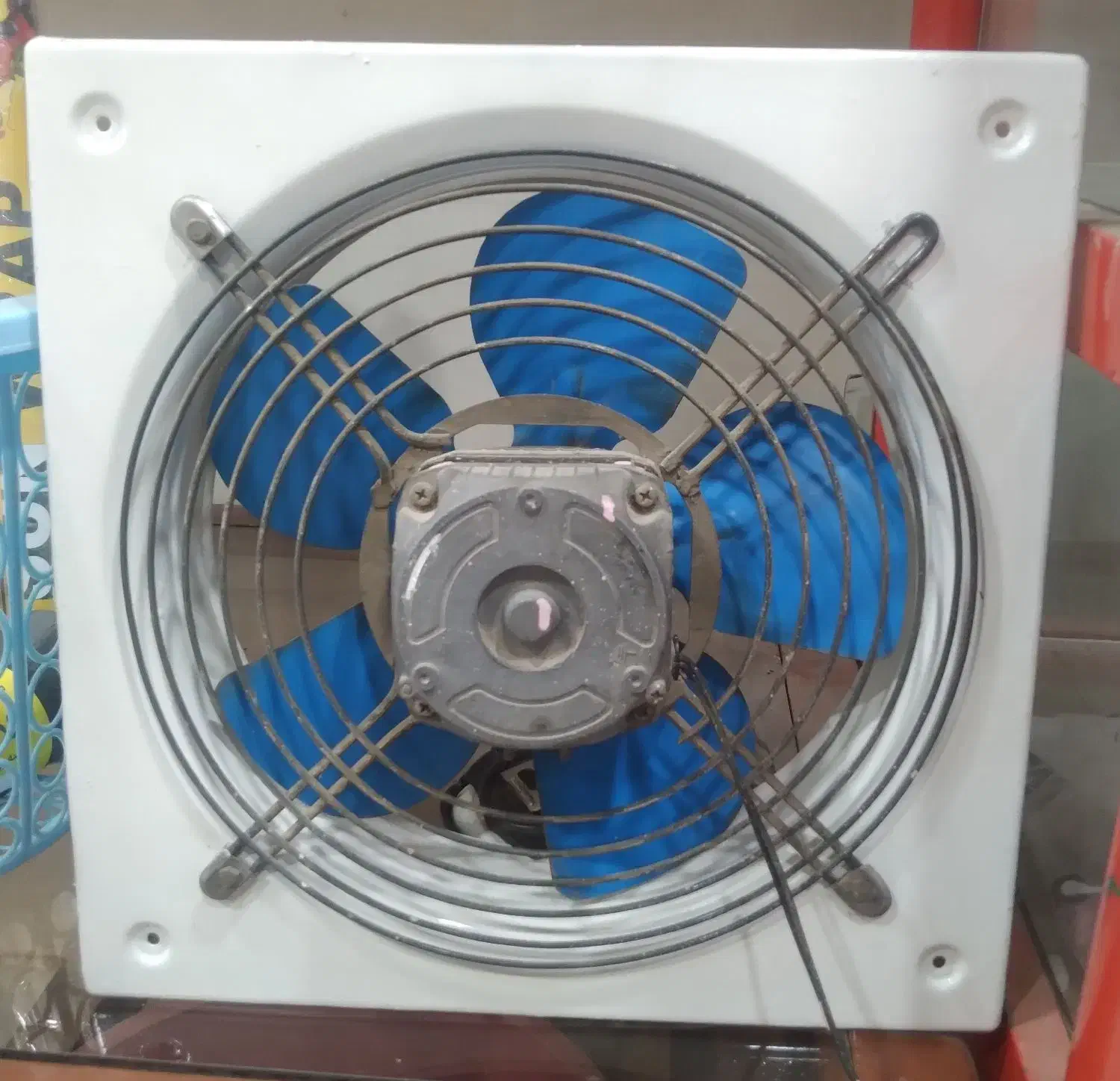 هواکش|پنکه و تصفیهکنندهٔ هوا|اهواز, بیست متری شهرداری|دیوار