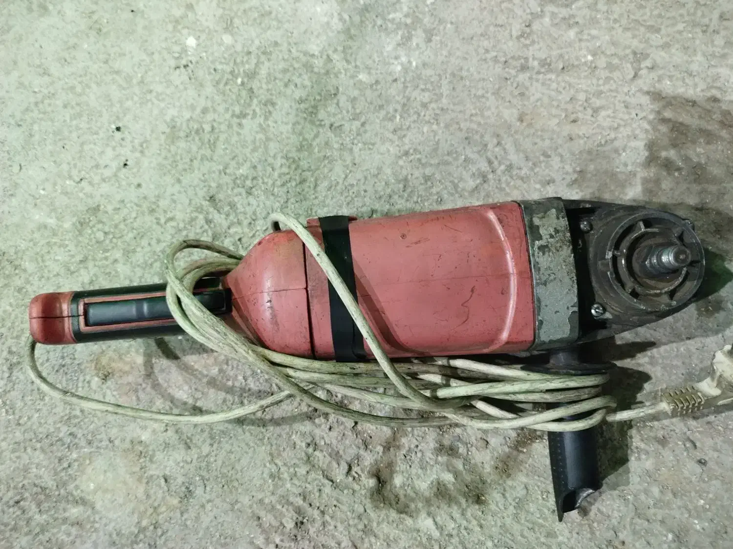 فرز بزرگ|ابزارآلات|مشهد, بلال|دیوار