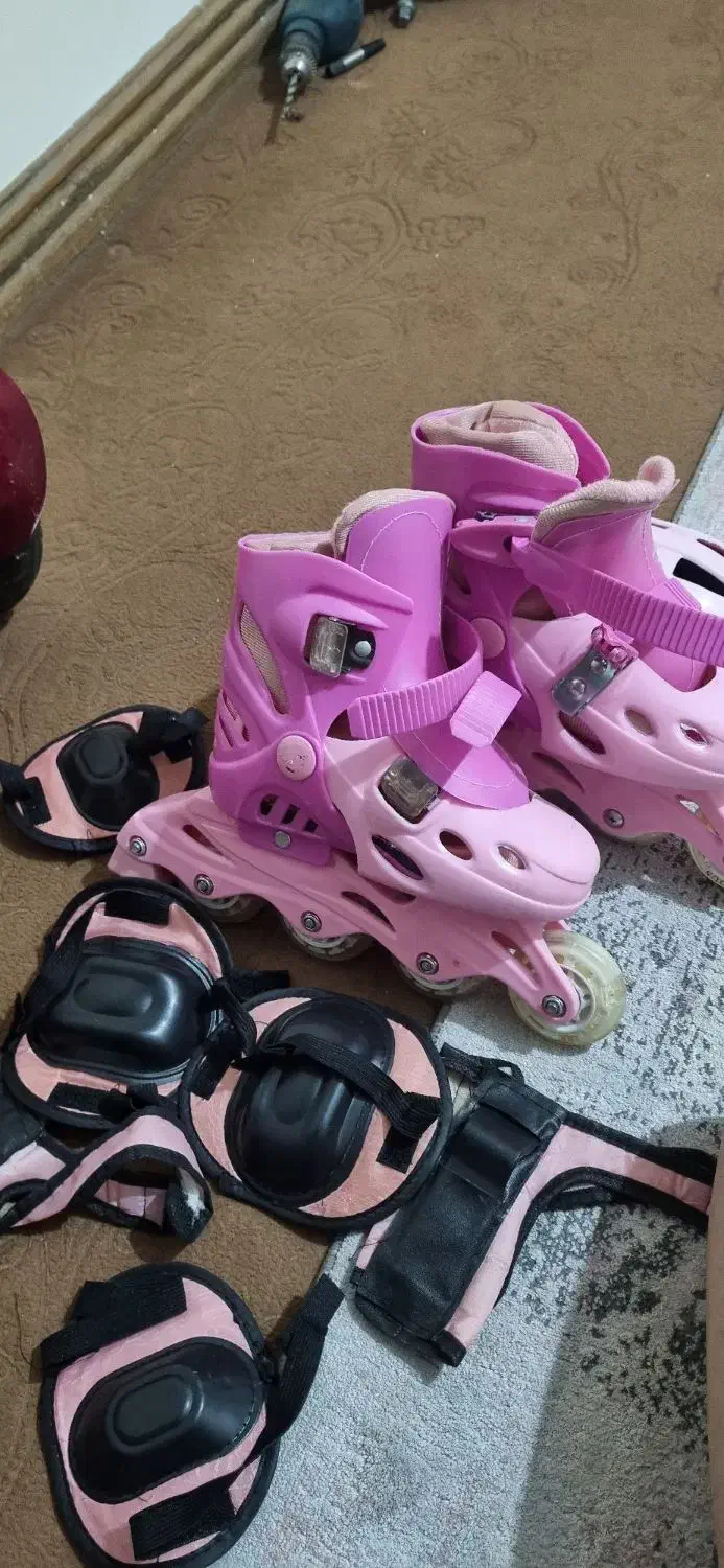 اسکیت دخترانه|دوچرخه، اسکیت، اسکوتر|صدرا-فارس, فاز ۱|دیوار