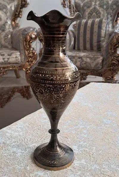 گلدان برنجی هندی سیاه قلم|صنایع دستی و سایر لوازم تزئینی|ملایر, |دیوار