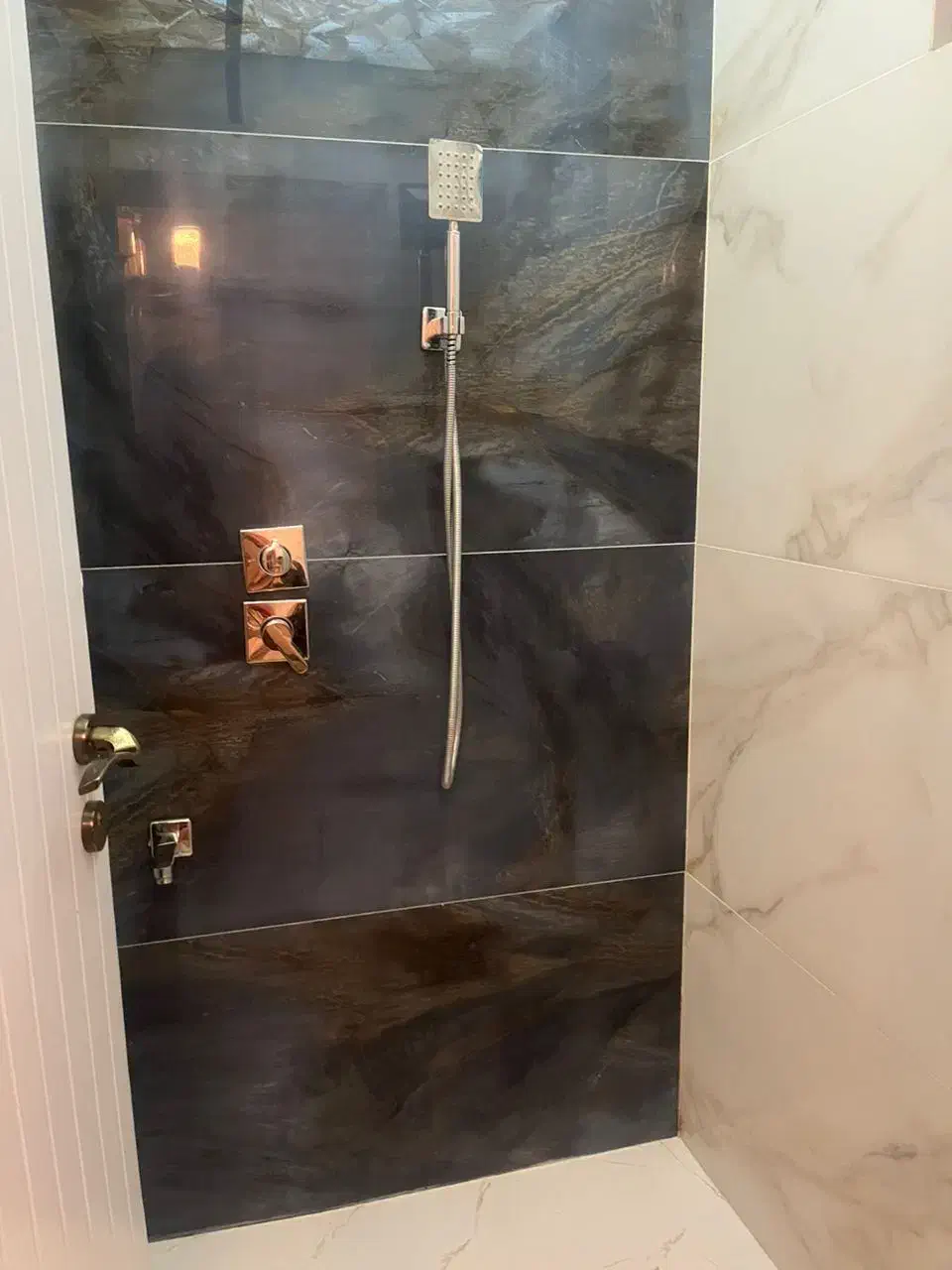 آپارتمان ۸۵متری بازسازی  شده در گلسار|اجارهٔ آپارتمان|رشت, گلباغ نماز|دیوار