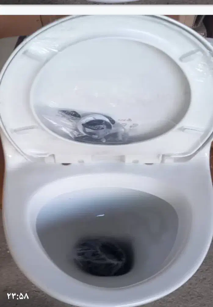 دوعدد توالت فرنگی با ضمانت خرید|لوازم سرویس بهداشتی|رشت, کوی فرهنگیان|دیوار