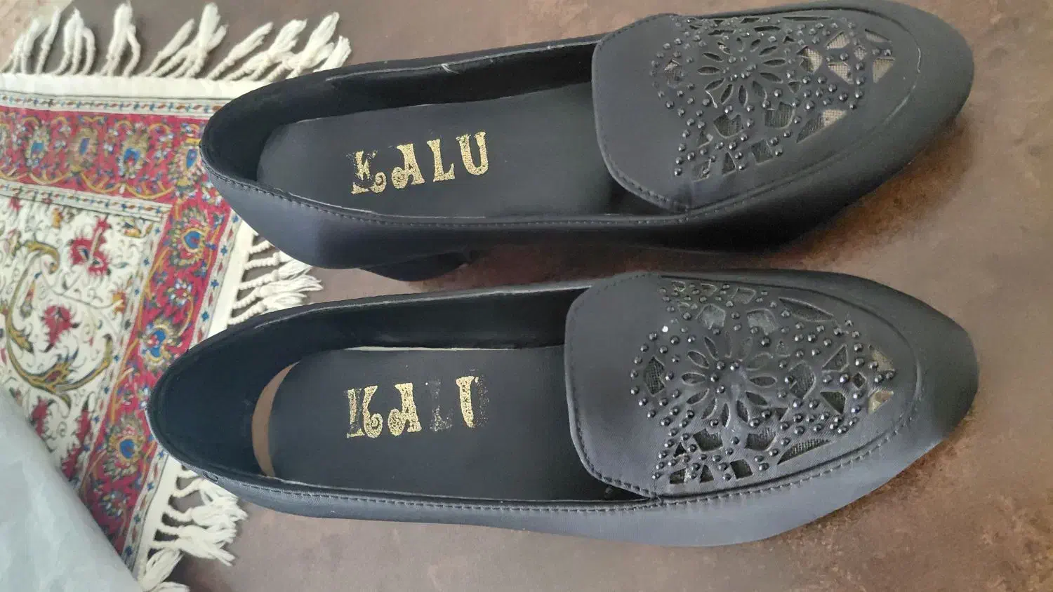 چادر و کفش|لباس|شاهرود, |دیوار