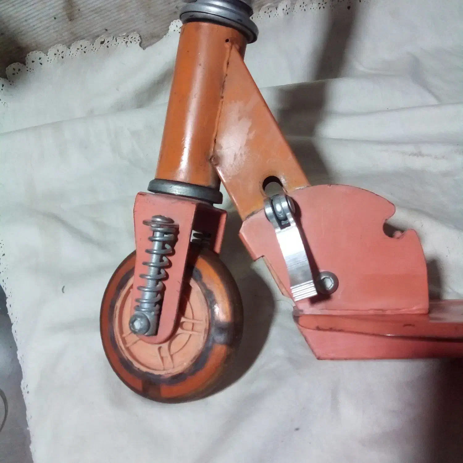 اسکوتر سالم مرتب جنس اصلی و محکم|دوچرخه، اسکیت، اسکوتر|مشهد, شهرک امام هادی (شهرک غرب)|دیوار