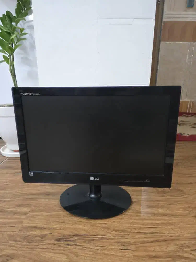 مانیتور کامیپوتر|قطعات و لوازم جانبی رایانه|جم, |دیوار