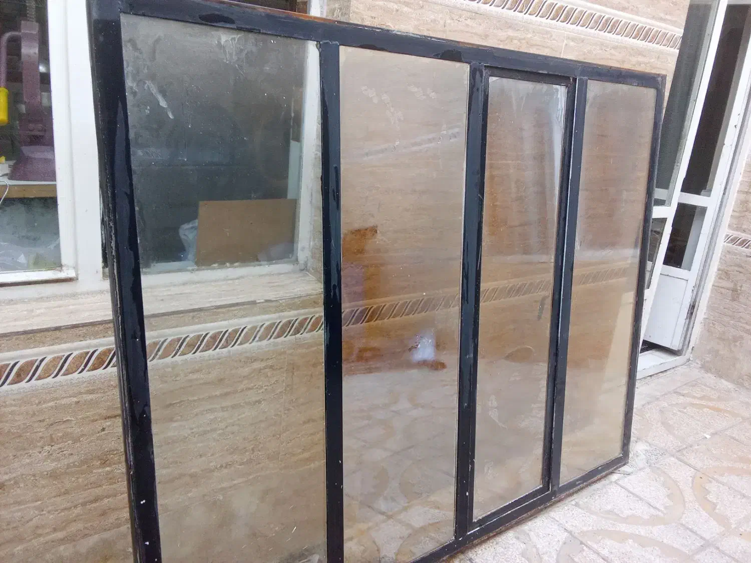 پنجره اهنی|مصالح و تجهیزات ساختمان|چهارباغ, |دیوار