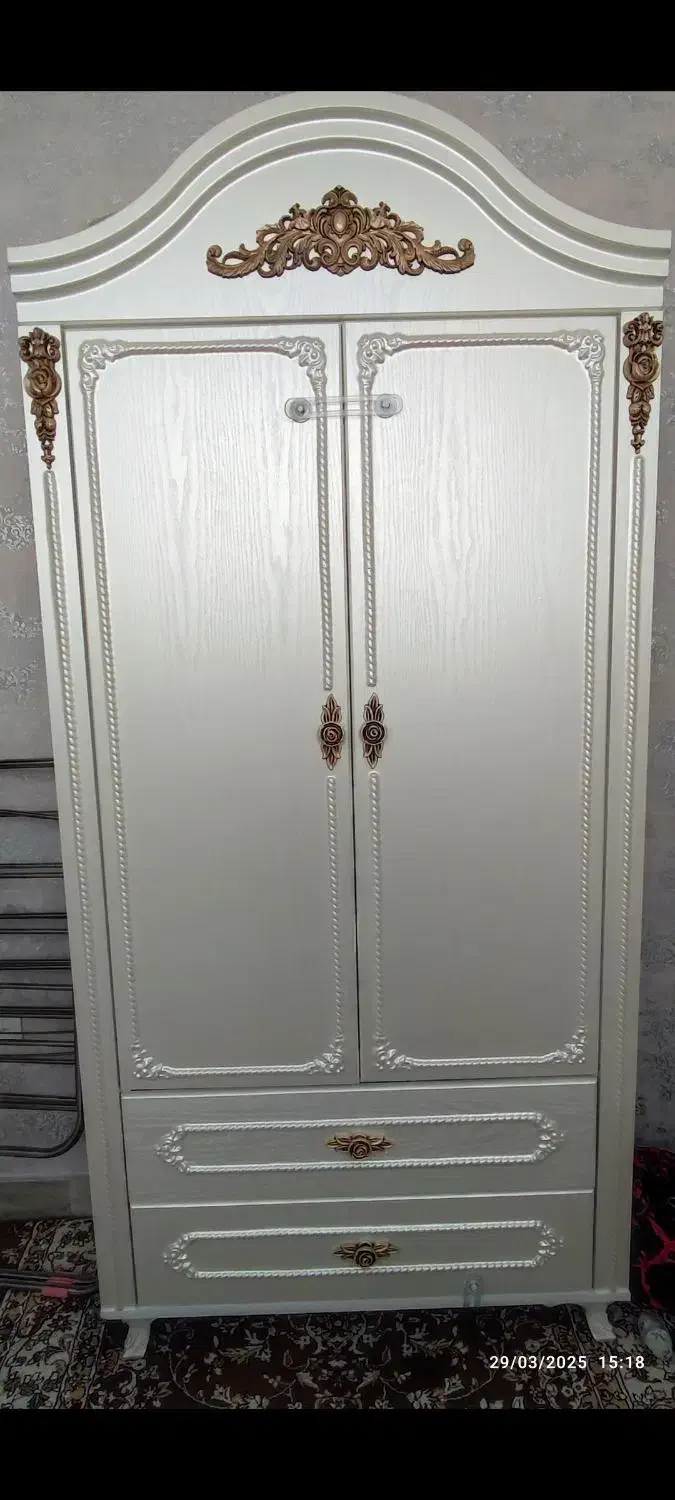 تخت خواب و کمد کودک در حد نو|تخت و سرویس خواب|تبریز, |دیوار