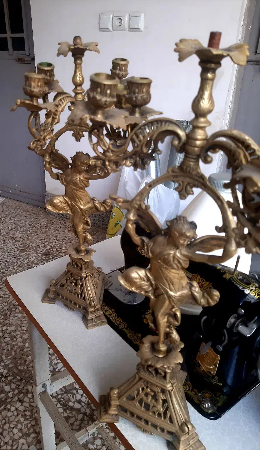 دوعدد شمعدان برنجی|کلکسیون اشیاء عتیقه|قائمشهر, |دیوار