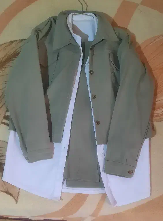 لباسه سه تیکه ۵۰۰|لباس|اسفراین, |دیوار