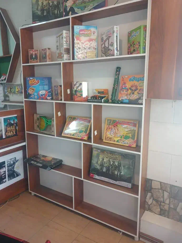 قفسه چوبی|دفتر کار|لاهیجان, کوی آزادگان|دیوار