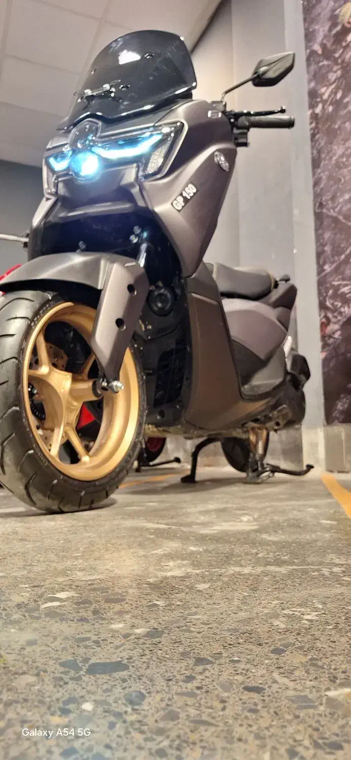 Yamaha n max|موتورسیکلت|همدان, |دیوار