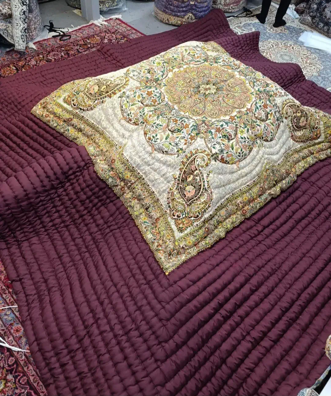 لحاف کرسی دست دوز مدل پویان 3.5 در 3.5 فول امکانات|رختخواب، بالش، پتو|تهران, شهرک ولیعصر جنوبی|دیوار