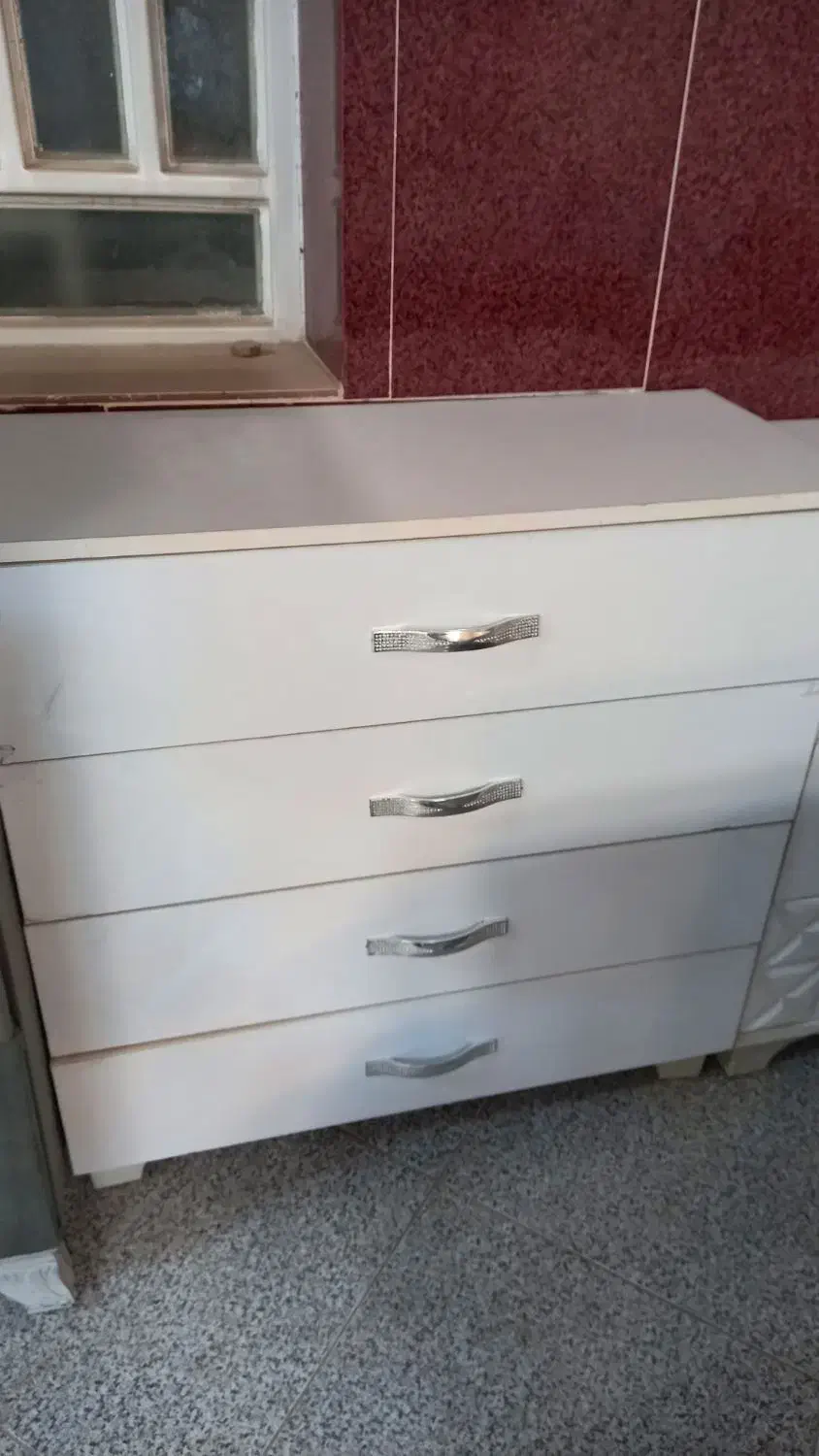 دراور و تخت تخفیف خورده|جاکفشی، کمد، دراور|یزد, |دیوار